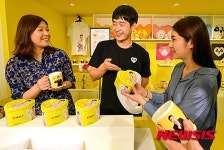 레모나하우스, 신사동 가로수길 오픈