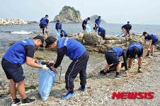 해작사 장병들, 바다의날 해안가 환경정화