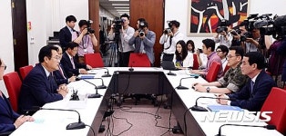 (주)정진홈푸드서해어업관리단점 | 정진석 "불법 조업 단속 못하는 정부" 질타