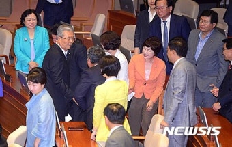 교섭단체 대표연설 마친 김종인 비대위 대표
