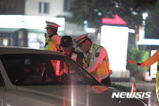 사전예고 무색… 자유로 단속, 음주운전 27건 적발