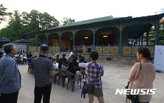 한여름 고궁에서 즐기는 가야금산조