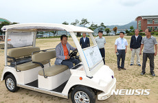 [거창소식]김옥상 대표, 모교에 교육용 카트 기증 등