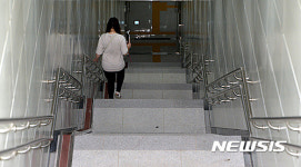 에스컬레이터 설치 불가한 인천지하철 2호선 인천가좌역