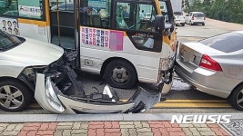 경기 용인서 마을버스가 행인, 차량 덮쳐