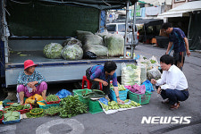 고경실 시장, 동문시장 상인과의 대화