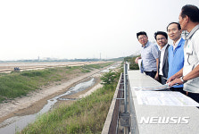 윤성규 환경부장관, 수도권 매립지 현장 시찰