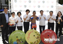 기념촬영하는 박원순 시장