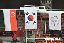 대만, 시립체육관에 태극기 게양···우슈 조승재 금메달