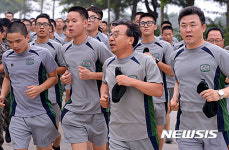 아침 구보하는 새누리당 이정현 대표