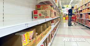 경주 한 대형마트, 일부 라면 동나