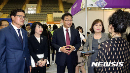 나주서 전남여성 일자리박람회…452명 채용