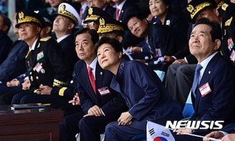 박근혜 대통령, '블랙이글스 공연 관람'