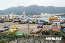 거제 오비만 화물차량 주차장
