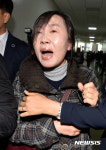 국회 기획재정위원회, 무상의료운동본부 기습시위
