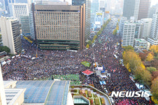 수많은 인파 모인 시청광장