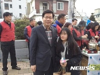 공재광 평택시장, 신한고 시험장서 수험생 격려