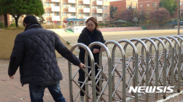 굳게 닫히는 양산 제15시험장 정문
