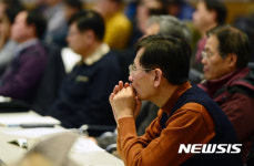 재취업 원하는 장년층 구직자