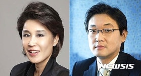 20년만에 공식석상 신세계 정유경…남편 문성욱 SI 부사장은 누구?