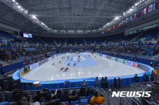 ISU 쇼트트랙 월드컵대회가 열리는 강릉 아이스아레나