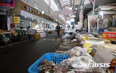 텅 빈 광주 양동시장