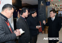 부여 전통시장 찾은 정만기 산업통상자원부 차관