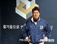 [프로야구]FA 조영훈, NC에서 2년 더 뛴다…총액 4억5천만원