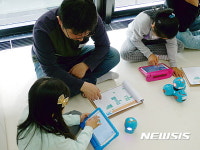 인포마크, 스마트 토이 체험 공간 로보랑 체험존 오픈