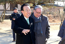 [종합]김관용 도지사, 대선출마 선언 언제?···사전포석은 '완료'