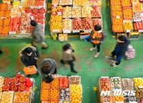 설 대목 맞은 농산물도매시장