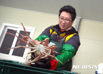 대게 유통 혁신의 작당모의, 청년어부 하상환