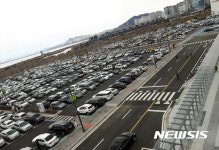 차량들로 가득한 남악 롯데쇼핑몰