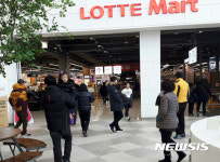발길 이어지는 남악 롯데쇼핑몰