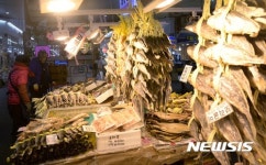 설 연휴 5일 앞둔 중부시장