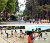식구와 추억 시골 초등학교의 특별한 졸업앨범 전시회
