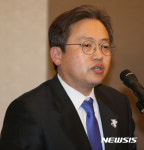 인사말 하는 송기헌 의원