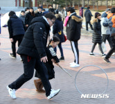 설날에는 굴렁쇠