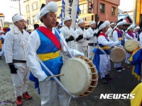 농악놀이하는 평창 대관령면 주민들