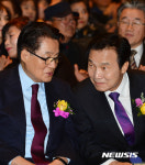 대화 나누는 박지원·손학규