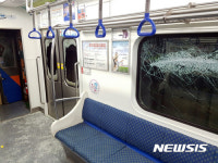 [종합]부산 도시철도 지하선로서 환풍기와 전동차 충돌…승객 150명 대피