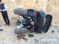 경남 함양 산악용 오토바이 굴러…일가족 4명 사상