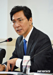 바이오산업 중요성 강조하는 안 지사