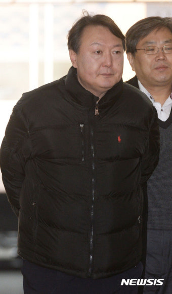 점심식사 마친 윤석열 수사팀장