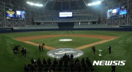 고척스카이돔 쌍둥이 전광판