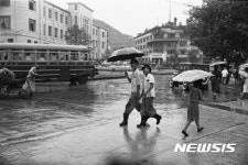 뉴욕간 서울, 1956-1963  한영수 사진전