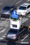 서울교대 부설초등학교 앞에 설치되는 LED 횡단보도 표지판