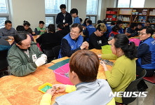 한수원 이관섭 사장, 경주장애인복지관서 봉사활동