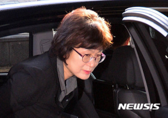 이정미 헌법재판소장 권한대행 출근