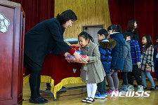 보은·옥천·영동 초등학교 입학식 풍경 각양각색